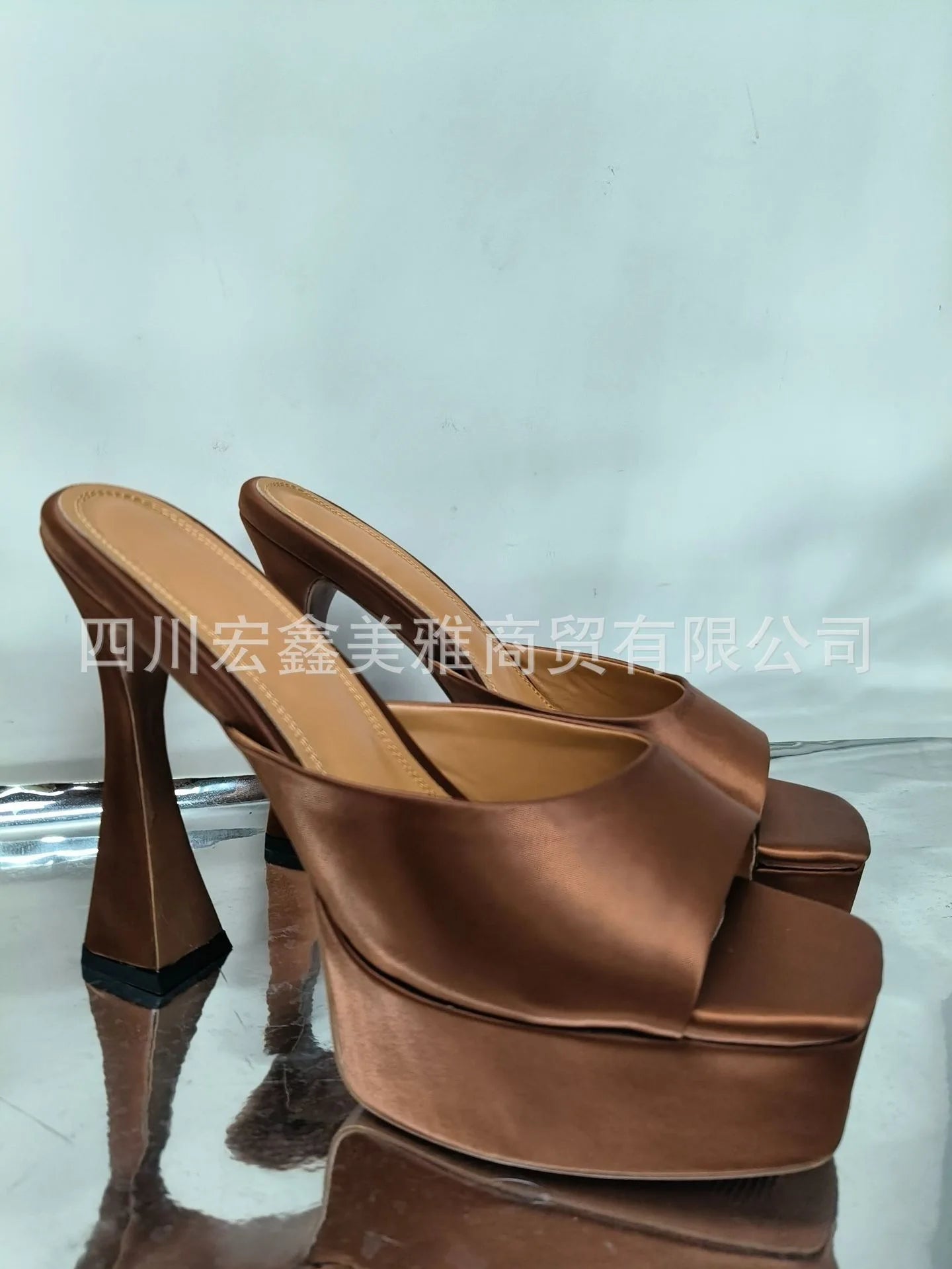 Peep Toe Platform Green Sandals 2025 Summer Square Toe Block Heels Satin Shallow Slip On Women Sexy Slippers Runway Show Shoes