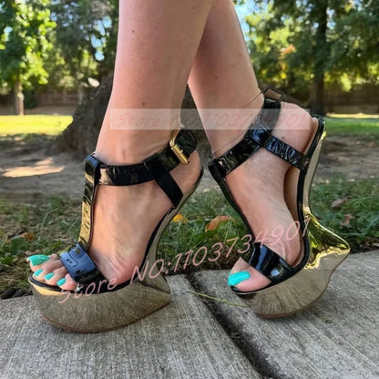 Gold Metallic Platform Wedge Sandals Women Ankle Buckle Strap Peep Toe T-bar Strange Heels Sandals Female Party Fashion Retro